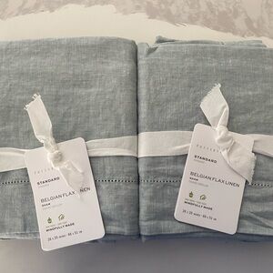 Selling these Belgian flax linen Potterybarn Shams!